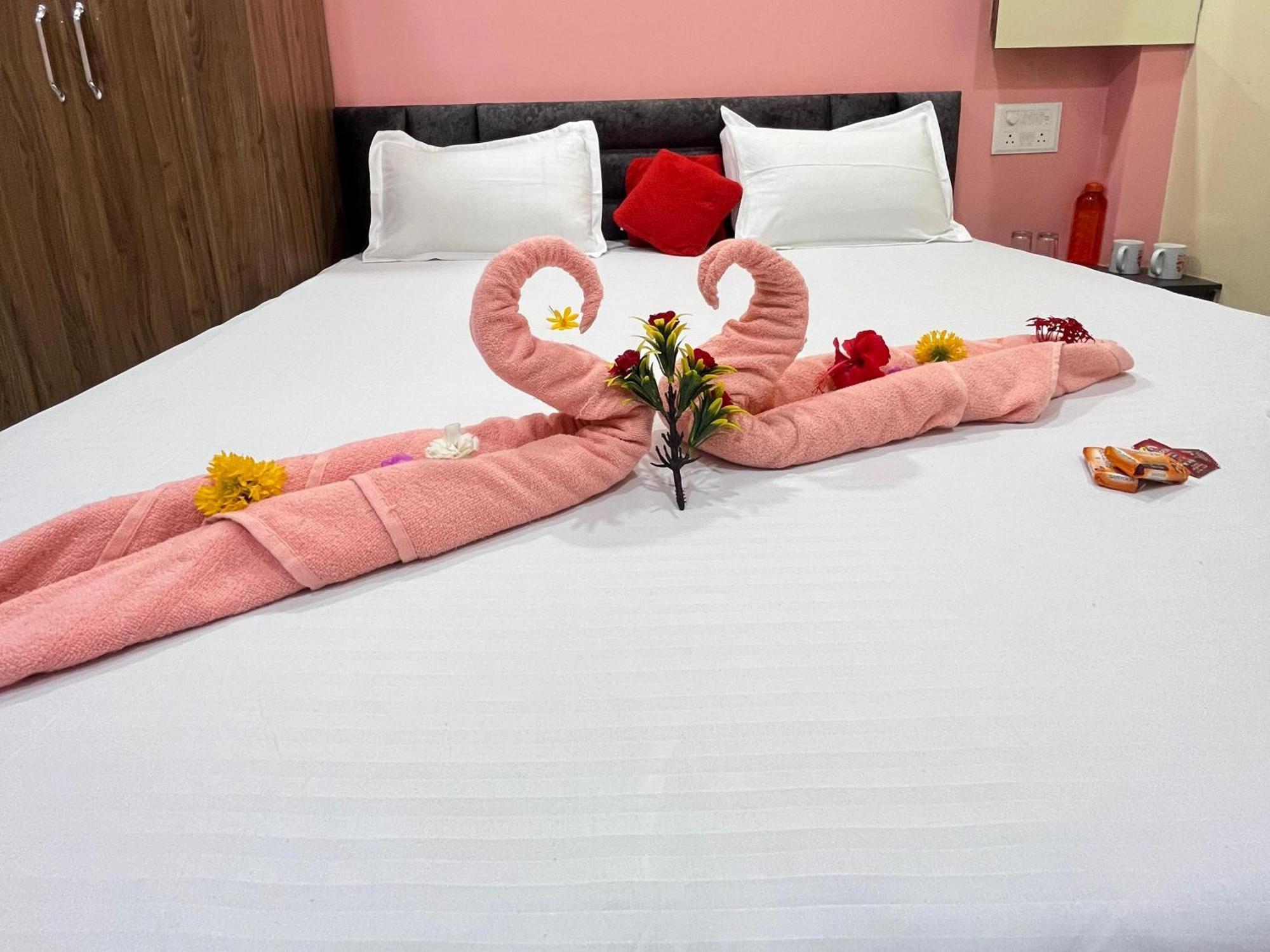 Jai Swaminarayan Delux Homestay Garudeshwar Luaran gambar