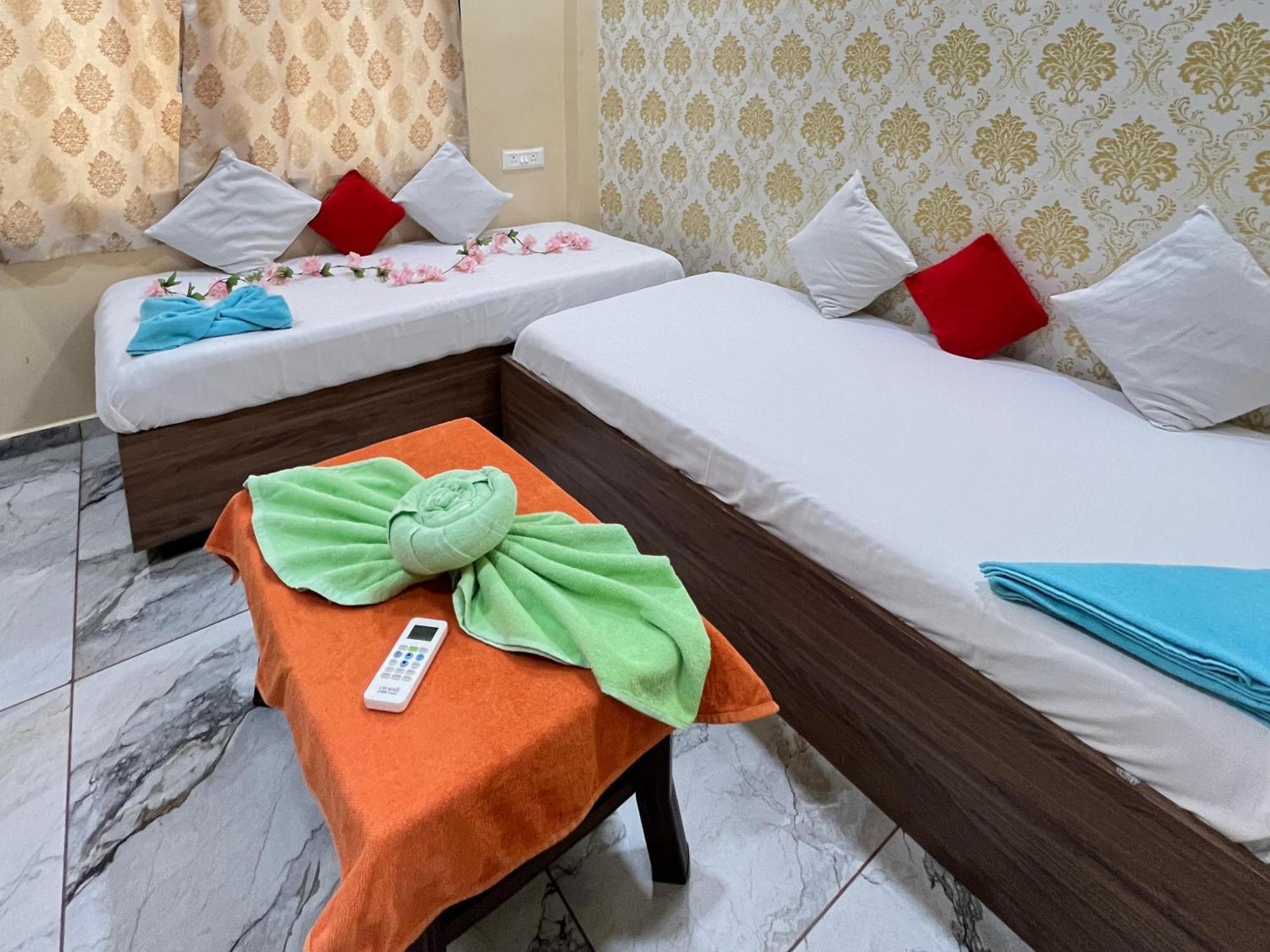 Jai Swaminarayan Delux Homestay Garudeshwar Luaran gambar